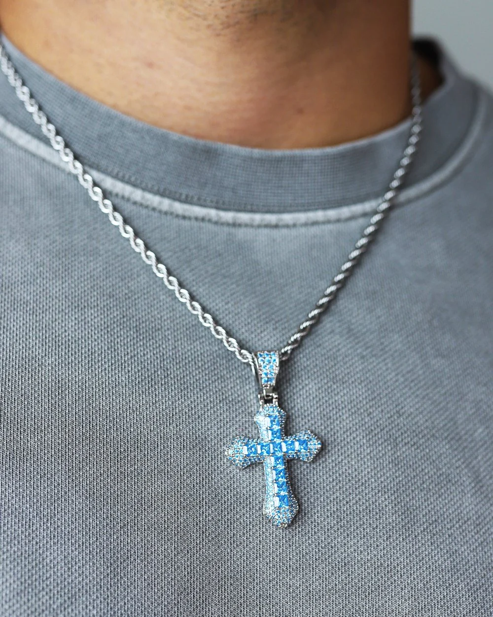 BLUE CROSS PENDANT. - 925 - Image 4