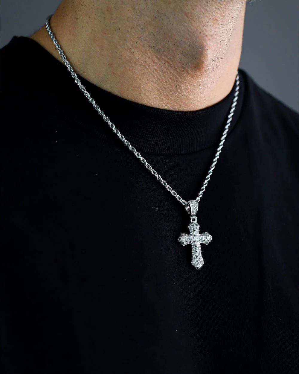 FROSTY CROSS PENDANT. - 925 - Image 3