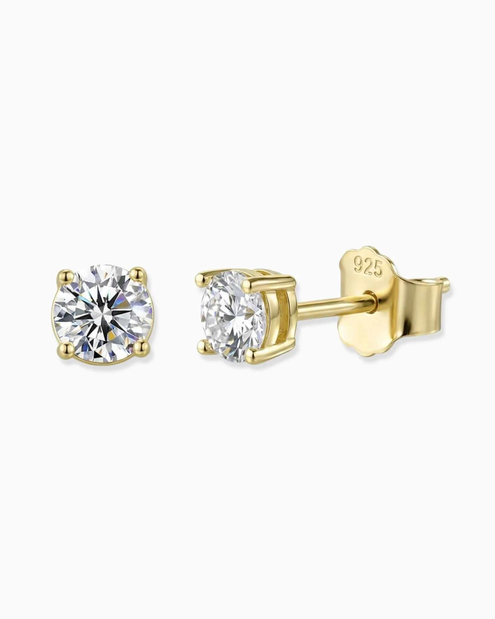 MOISSANITE DIAMOND STUDS. - 5MM - Image 4