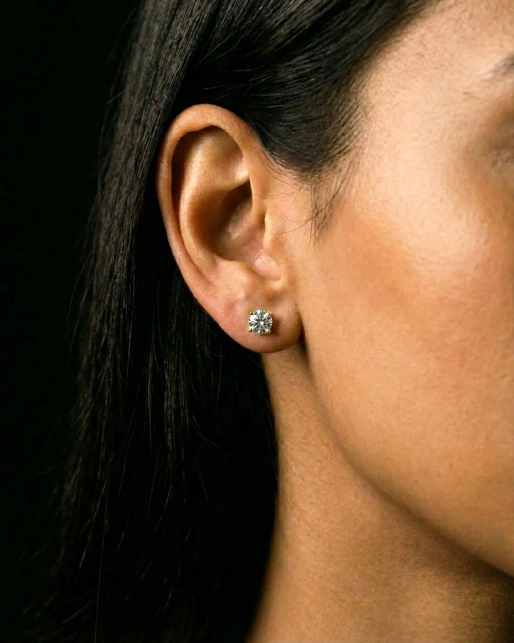 MOISSANITE DIAMOND STUDS. - 5MM - Image 6