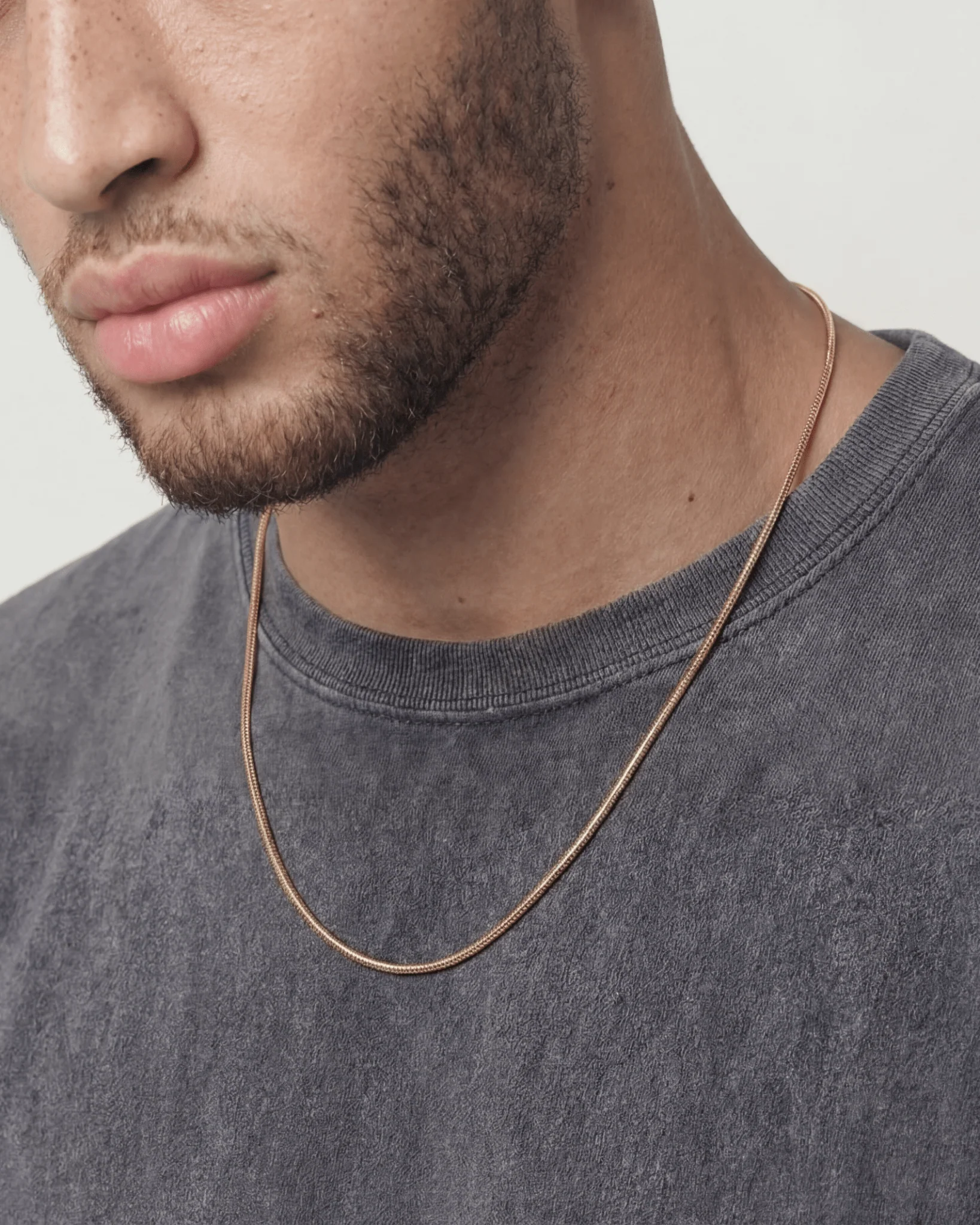 CLEAN SNAKE CHAIN. - 2MM GOLD - Image 4